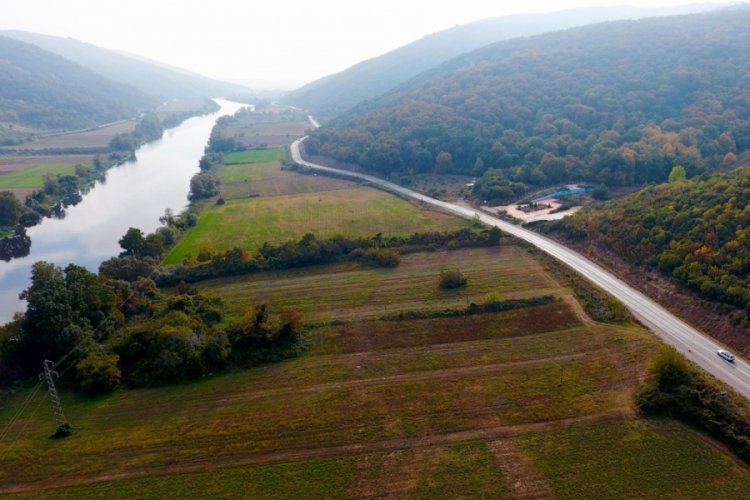Bursa sahilindeki turizm b&ouml;lgesi Karacabey Boğazı'nın yolu yenilendi