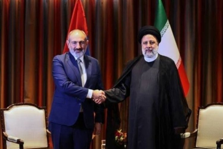 İran Cumhurbaşkanı Reisi Tahran'da Ermenistan Başbakanı Paşinyan ile g&ouml;r&uuml;şt&uuml;