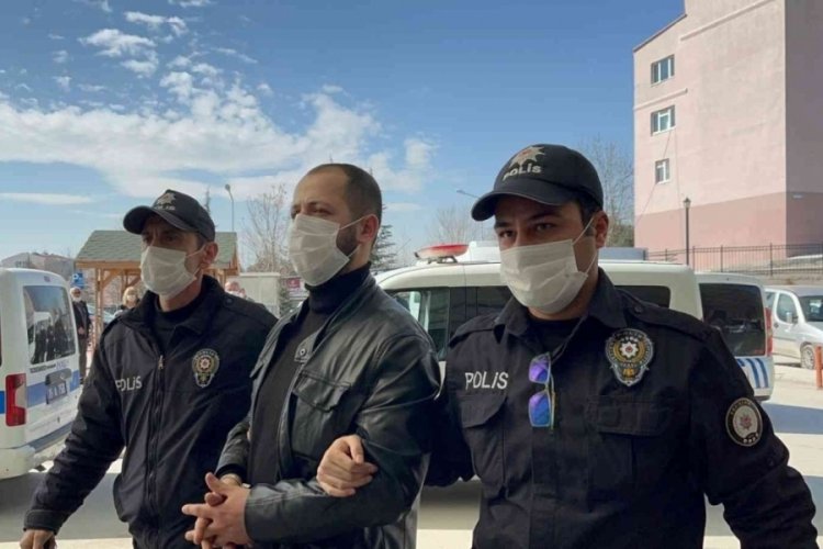 Eskişehir'de otob&uuml;s şof&ouml;r&uuml;n&uuml; yaraladı: 4 yıl 17 ay hapis cezasına &ccedil;arptırdı