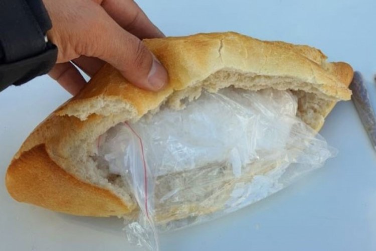 Kırıkkale'de sandvi&ccedil; arasına gizlenmiş uyuşturucu ele ge&ccedil;irildi