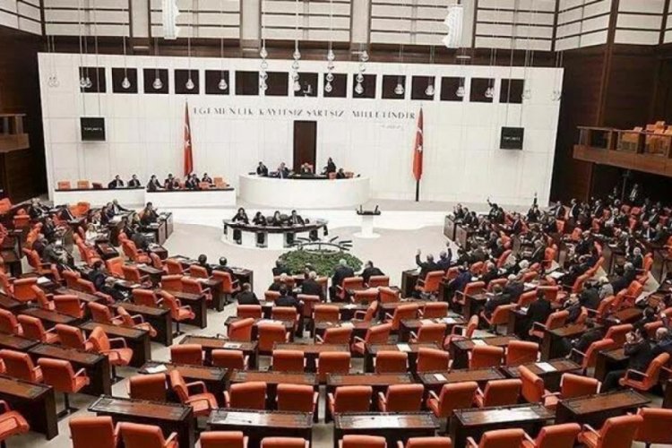 CHP, HDP ve İYİ Parti'nin grup &ouml;nerileri TBMM'de kabul edilmedi