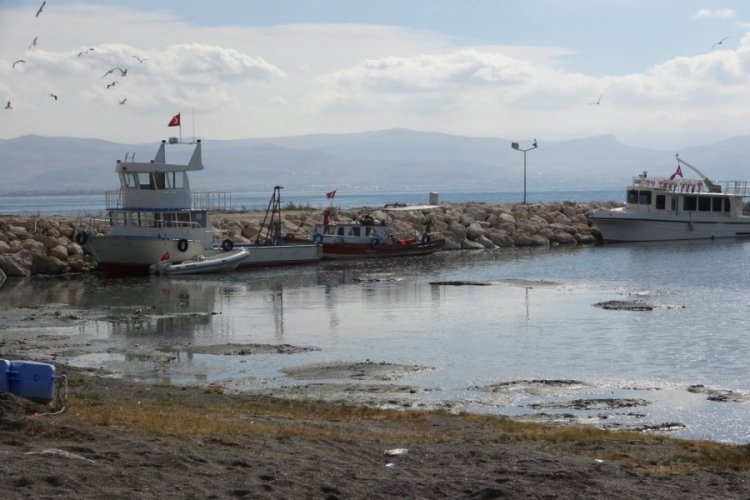Van G&ouml;l&uuml;'nde iklim değişikliği sebebiyle su kaybı yaşanıyor