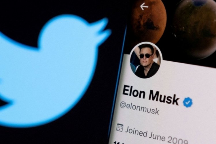 Elon Musk, 'mavi tik' &uuml;cretini eleştirenleri tiye aldı