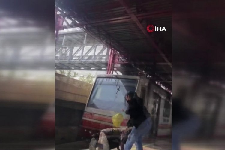Metronun altında kalmaktan son anda kurtuldu