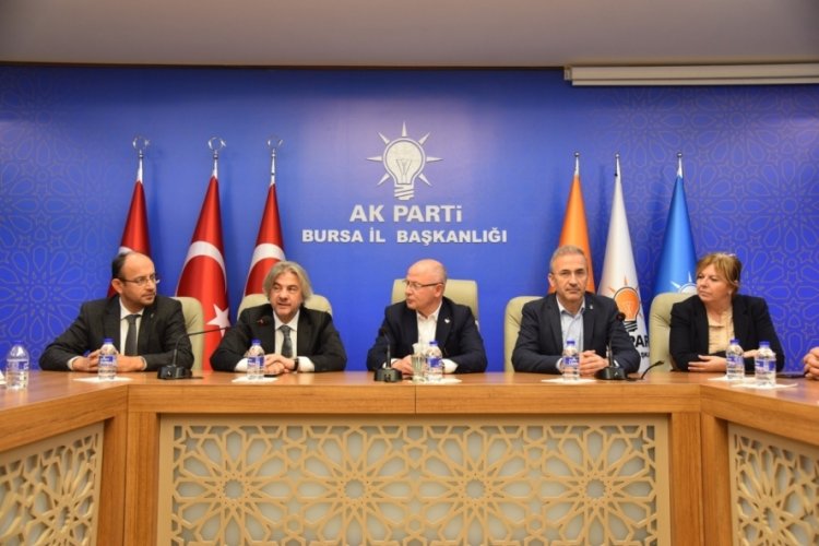 Bursa T&uuml;rk D&uuml;nyası'nın k&ouml;pr&uuml;leri sağlamlaştırılıyor