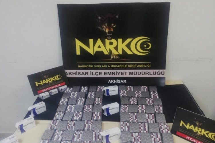 Ara&ccedil;tan kokain ve sentetik ecza hapları ele ge&ccedil;irildi