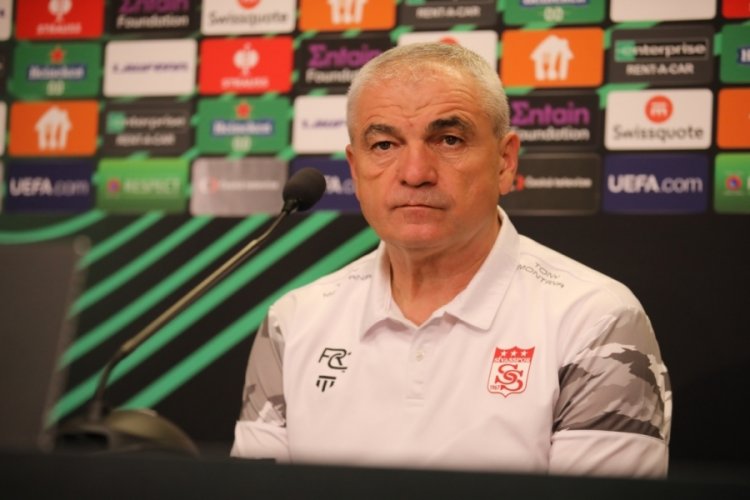 Sivasspor Teknik Direkt&ouml;r&uuml; &Ccedil;alımbay: En az 2 veya 3 tane iyi oyuncu almamız gerekiyor