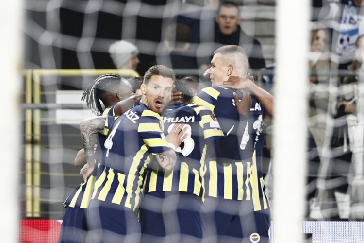 Fenerbah&ccedil;eli Szalai: Hedefimiz grubu birinci tamamlamaktı