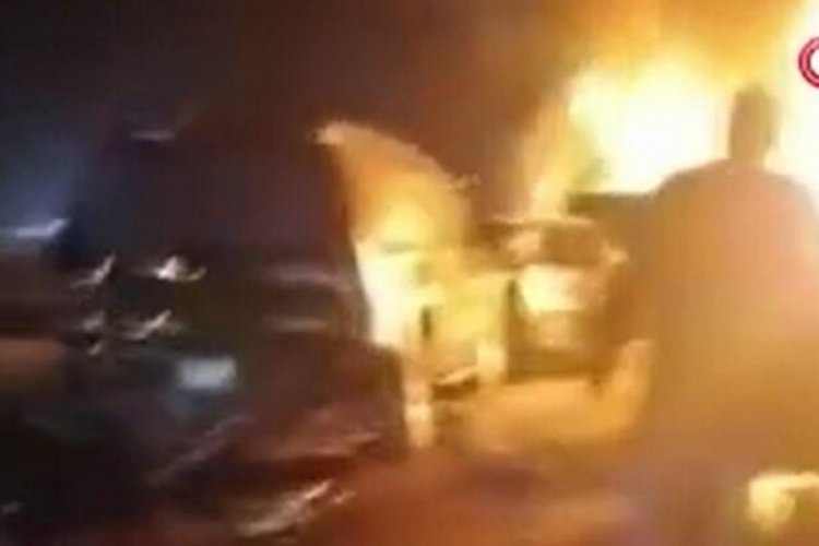 Meksika'da 18 ara&ccedil; birbirine girdi!