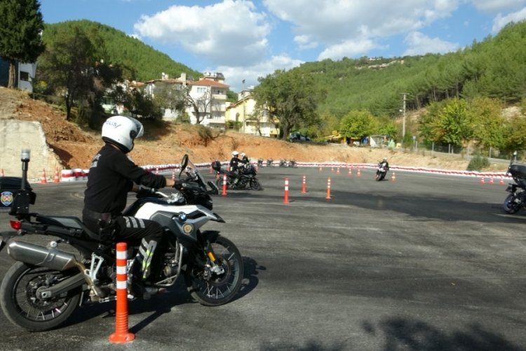 Muğla Menteşe'de motosiklet eğitim alanı a&ccedil;ıldı