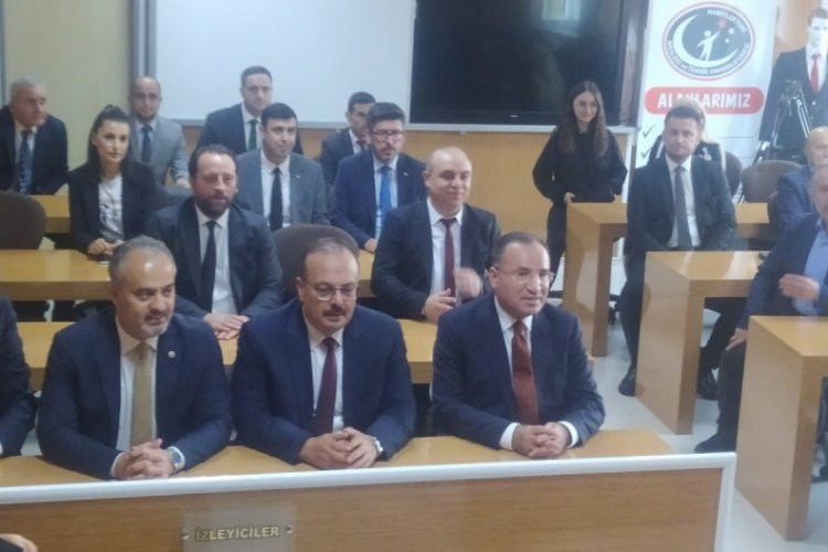 Adalet Bakanı Bozdağ Hamitler TOKİ Meslek Lisesi'nde ders verdi