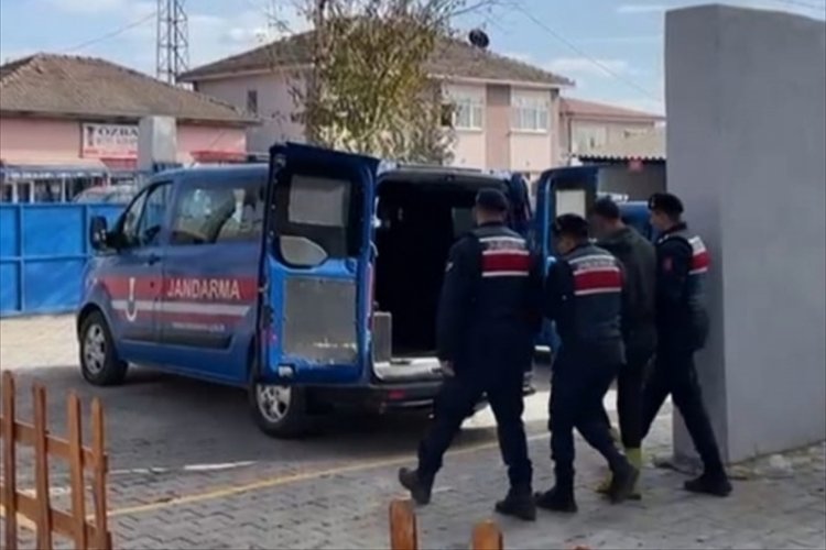Kastamonu'da cinayet su&ccedil;undan aranan 2 şahıs yakalandı