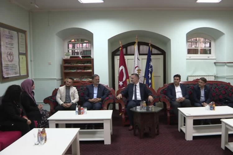 T&uuml;rk Kızılay Genel M&uuml;d&uuml;r&uuml; Altan ve Bursa&nbsp;Şube Başkanı Tutan&ccedil; Bosna Hersek'te ziyaretler ger&ccedil;ekleştirdi