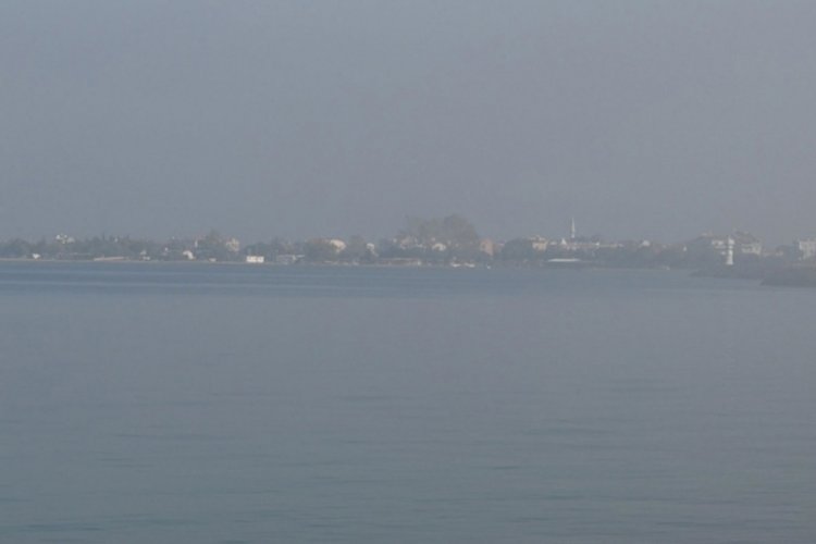 &Ccedil;anakkale Boğazı transit gemi ge&ccedil;işlerine kapatıldı
