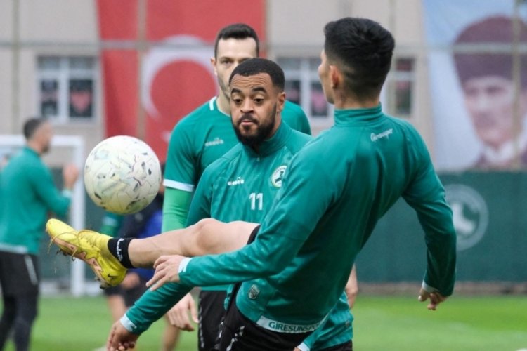 Giresunspor'un konuğu İstanbulspor