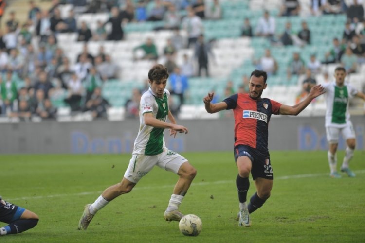 Bursaspor kendi sahasında D&uuml;zcespor'la berabere kaldı