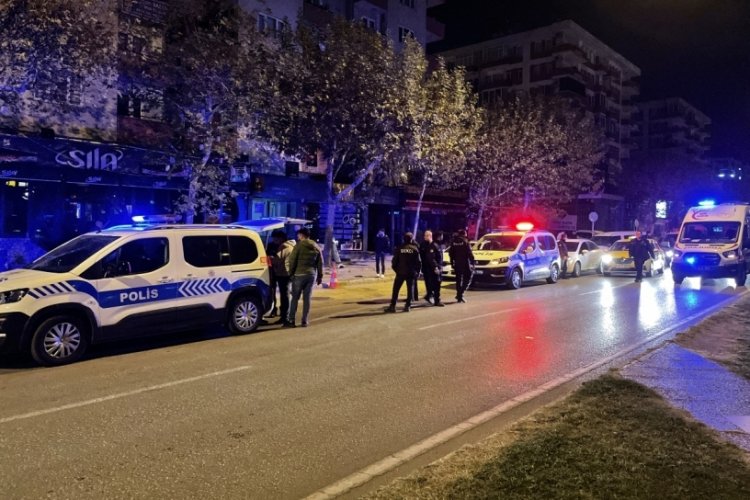 Bursa'da barda silahlı kavga: 1'i ağır 2 yaralı