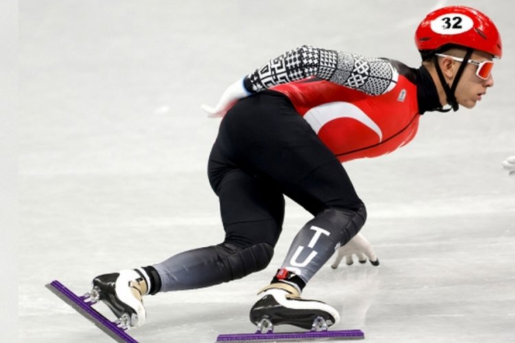 Milli s&uuml;rat patenci Furkan Akar 1500 metrede 6. oldu