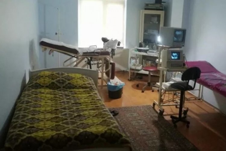 Ka&ccedil;ak muayenehaneye baskın! Emekli doktor g&ouml;zaltına alındı
