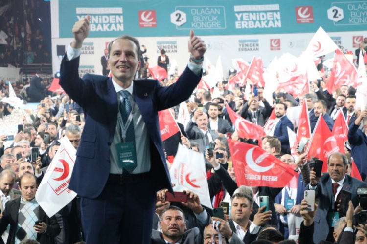 Yeniden Refah Partisi Genel Başkanı, tekrar Fatih Erbakan oldu