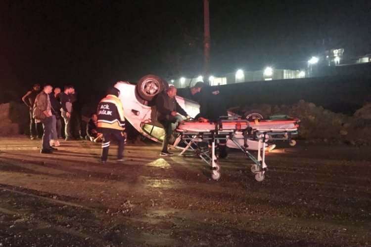 Tekirdağ'da takla atan otomobilde 3 kişi yaralandı