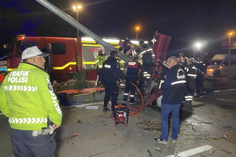 Bartın'da ehliyetsiz s&uuml;r&uuml;c&uuml; kazaya sebep oldu: 1 &ouml;l&uuml;
