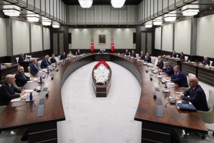 Kabine bug&uuml;n toplanıyor