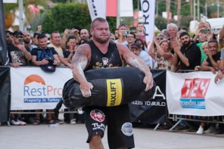 D&uuml;nyanın en g&uuml;&ccedil;l&uuml; sporcusu