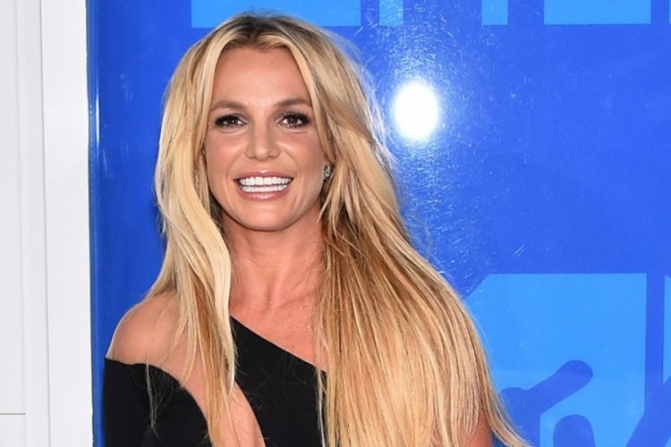 Britney Spears dans ederek hastalığını a&ccedil;ıkladı