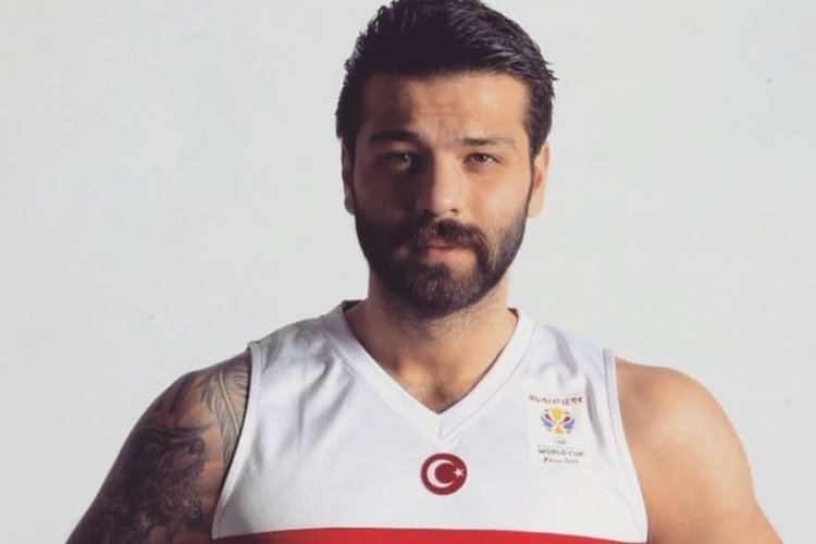 G&ouml;ksenin K&ouml;ksal Milli Takım'da
