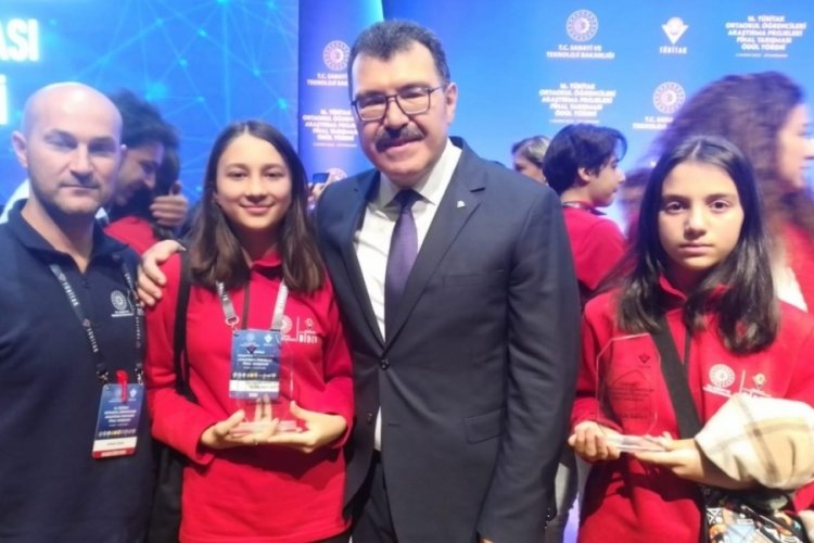 Bursalı &ouml;ğrencilerden T&Uuml;BİTAK'ta b&uuml;y&uuml;k başarı