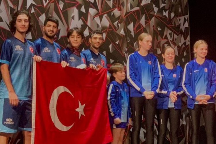 HADO Milli Takımı, Avrupa Şampiyonası'ndan g&uuml;m&uuml;ş madalya ile d&ouml;n&uuml;yor