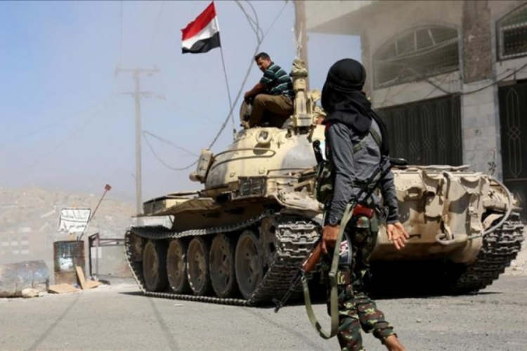 Yemen'in Marib kentine f&uuml;ze saldırısı: 7 kişi hayatını kaybetti