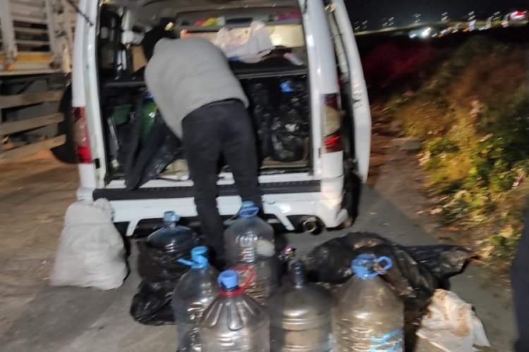 &Ccedil;aldığı mazotu ucuza satarken yakalandı!