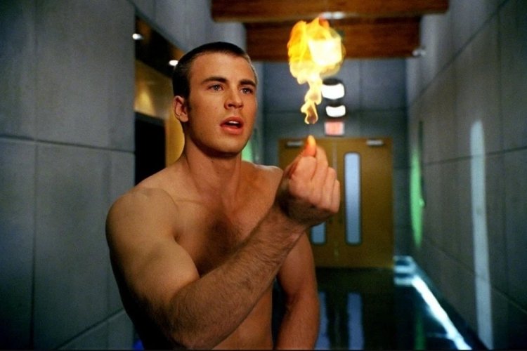 Chris Evans d&uuml;nyanın en seksi erkeği se&ccedil;ildi