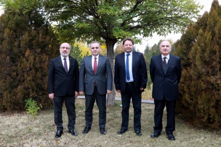 Rekt&ouml;rler ER&Uuml;'de Bir Araya Geldi