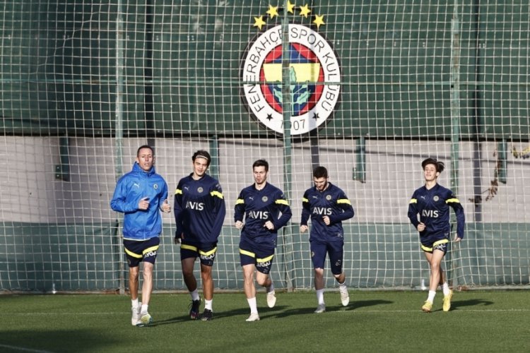 Fenerbah&ccedil;e, Giresunspor ma&ccedil;ı hazırlıklarında