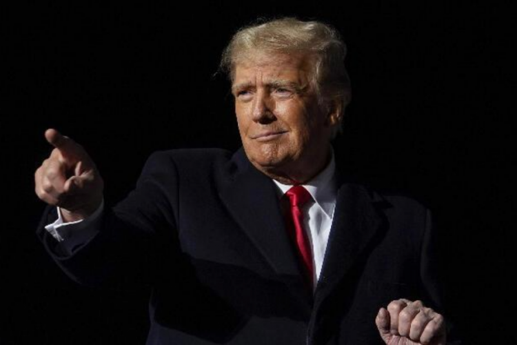 Donald Trump kime oy verdiğini a&ccedil;ıkladı