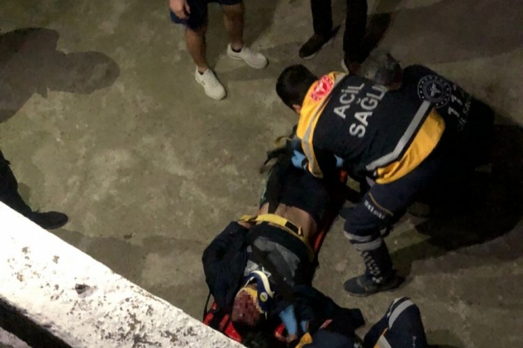 Edirne'de balkondan d&uuml;şen tıp &ouml;ğrencisi ağır yaralandı