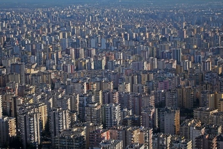 T&uuml;rkiye'de gayrimenkul satışı ge&ccedil;en ay y&uuml;zde 6 azaldı