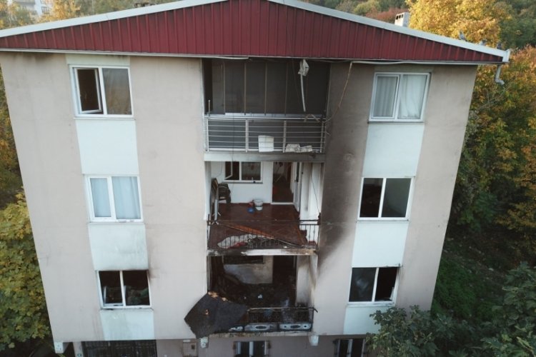 Bursa'da anne ile 8 &ccedil;ocuğun &ouml;ld&uuml;ğ&uuml; yangınla ilgili itfaiye ilk tespitlerini tamamladı