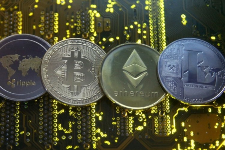 Kripto para piyasası 900 milyar doların altına d&uuml;şt&uuml;