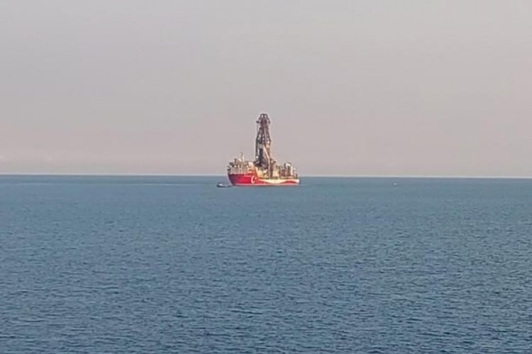 Sondaj gemisi Taşucu Limanı a&ccedil;ıklarında