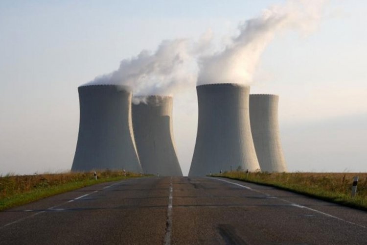 İsve&ccedil;'in en b&uuml;y&uuml;k n&uuml;kleer santralinde elektrik &uuml;reten reakt&ouml;r durdurulduğu bildirildi
