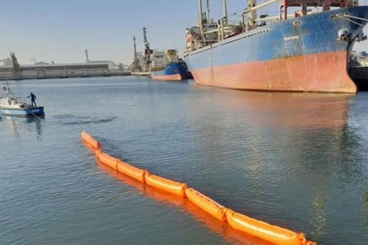 Libya'dan Tunus'a 30 milyon ton akaryakıt yardımı