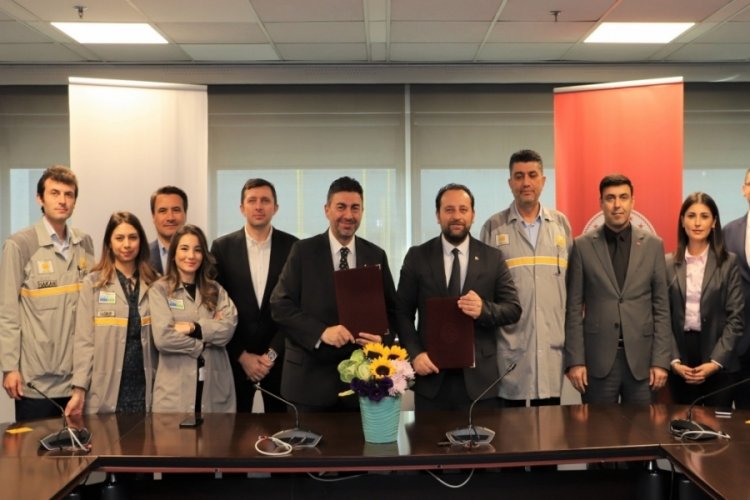 Bursa İl MEM ile OYAK RENAULT  arasında mesleki eğitim iş birliği protokol&uuml;