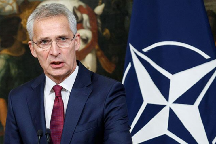 NATO Genel Sekreteri Stoltenberg: Rusya ağır baskı altında
