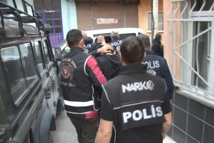 Bursa'da K&ouml;k&uuml;n&uuml; Kurutma Operasyonu'nda 63 kişi tutuklandı