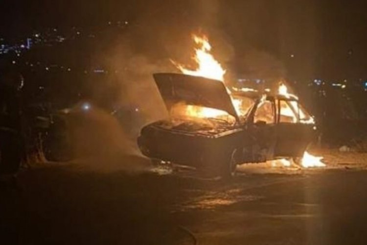 Muğla'da elektrik tesisatından &ccedil;ıkan yangın otomobili k&uuml;le &ccedil;evirdi