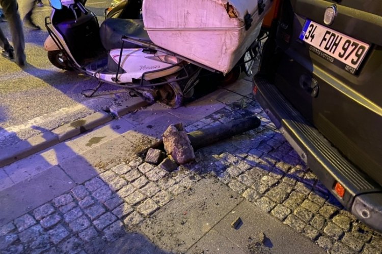 İstanbul'da eşini işe bırakırken kaza yaptı!